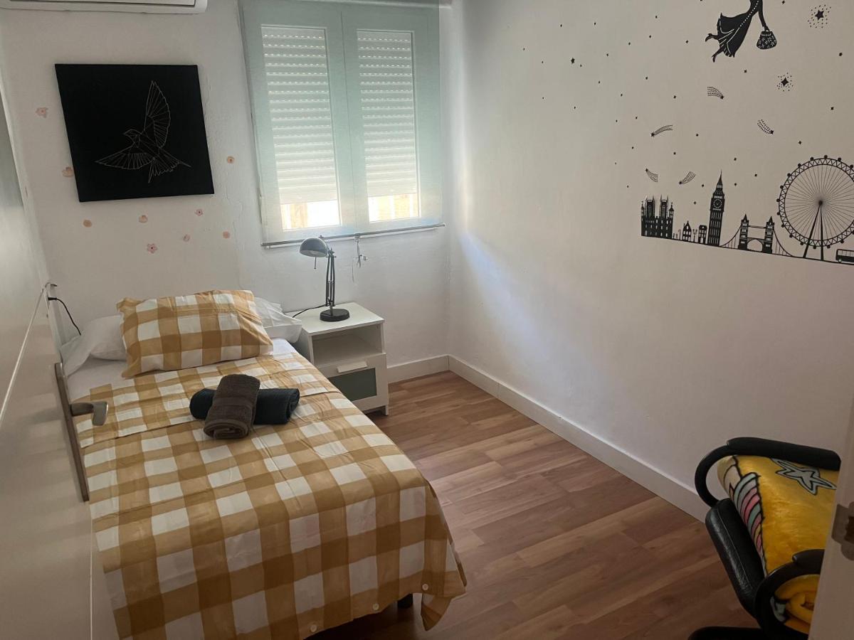 Appartement Apartamento Los Marmoles à Málaga Extérieur photo
